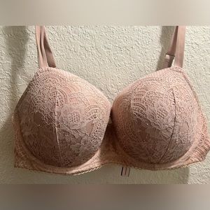 Victoria’s Secret Dream Angels Demi Bra W/Matching panties set